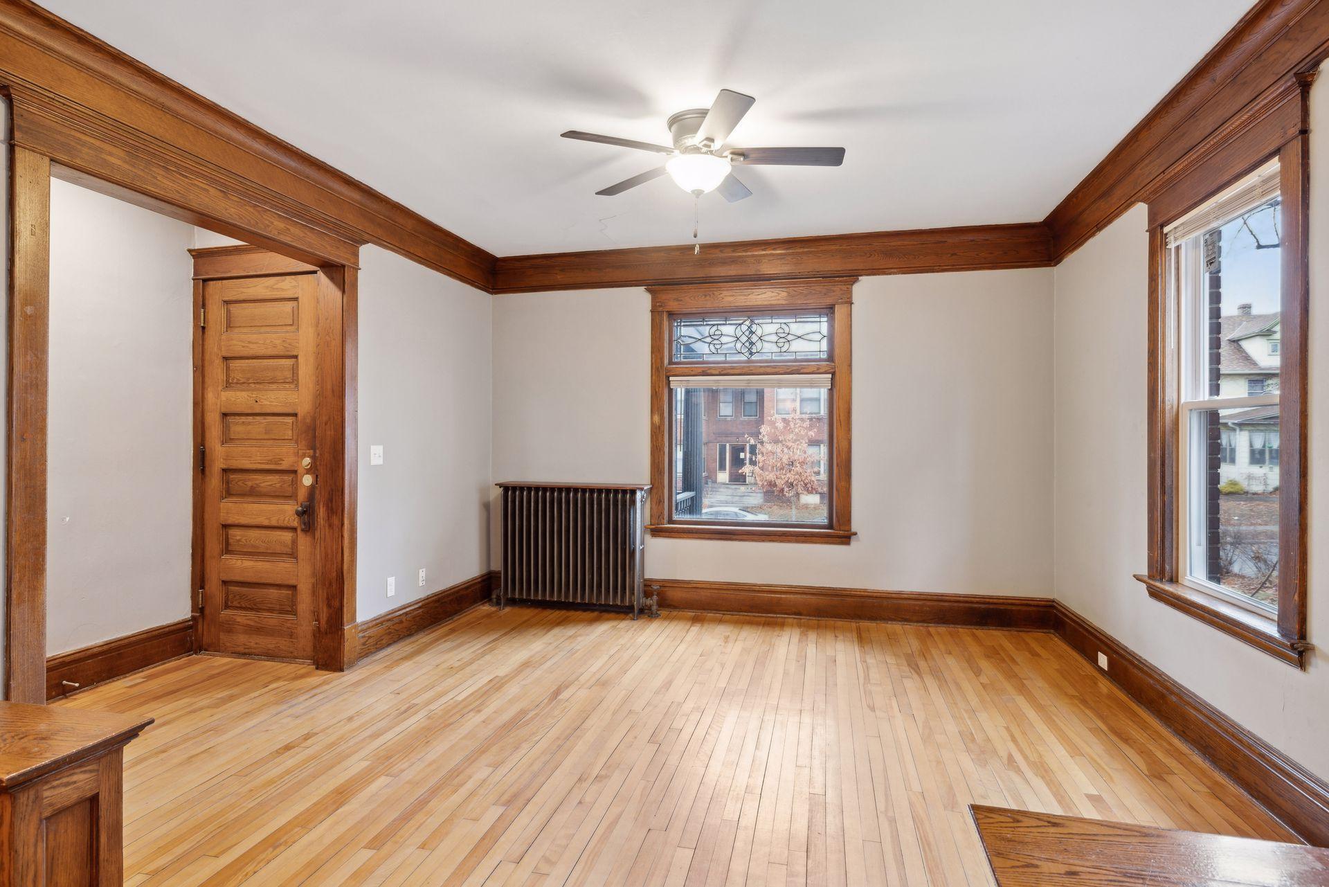 2125 Harriet Avenue Property Photo 65