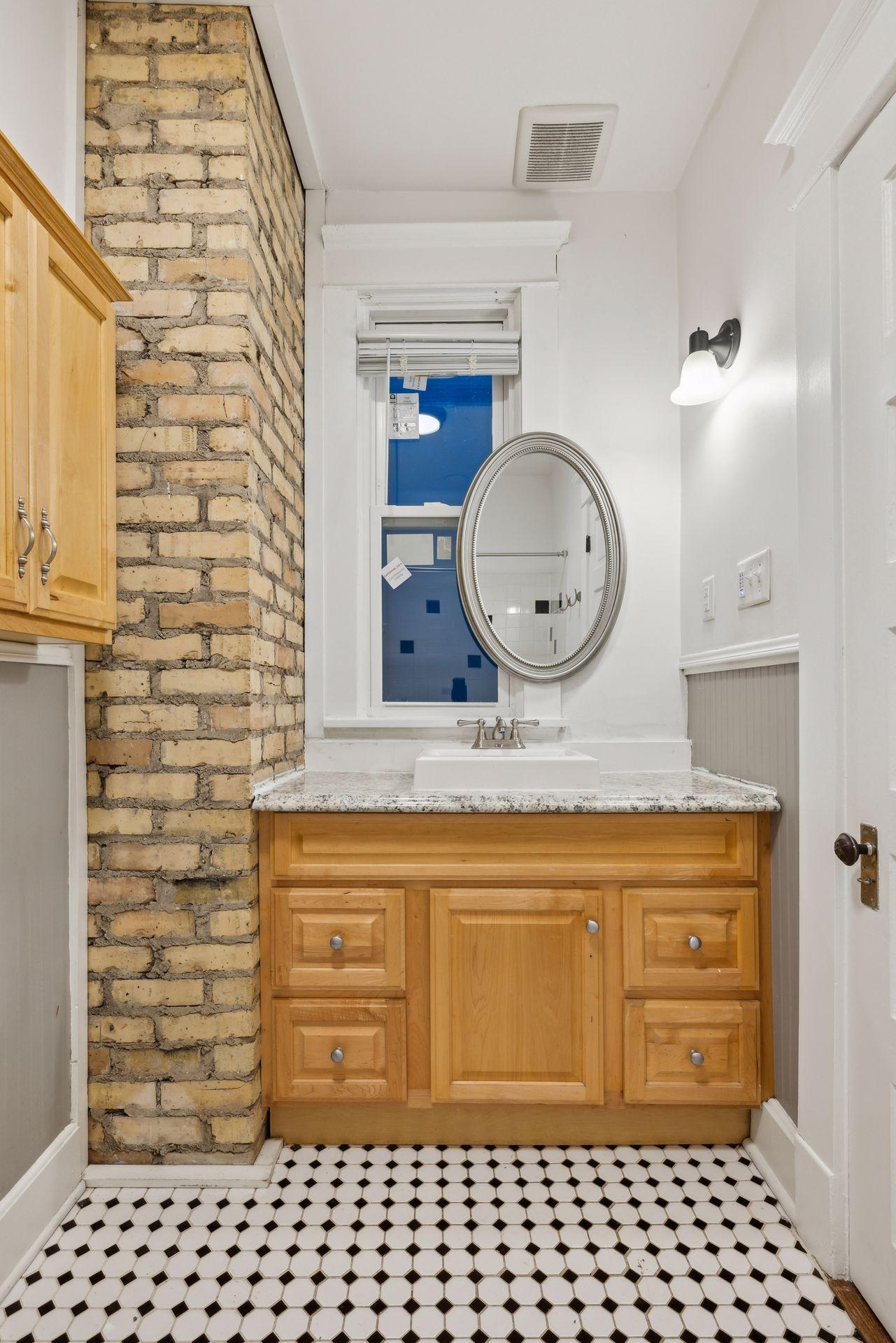 2125 Harriet Avenue Property Photo 75