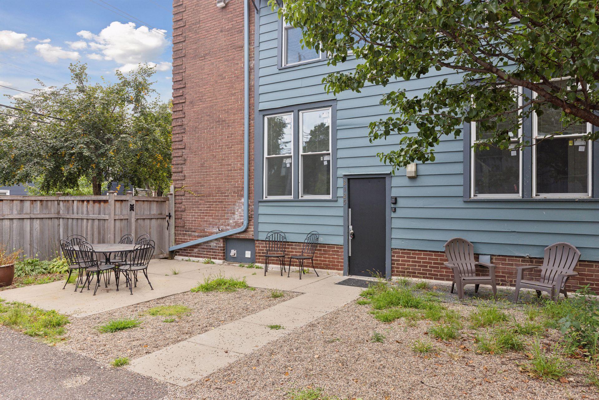 2125 Harriet Avenue Property Photo 88