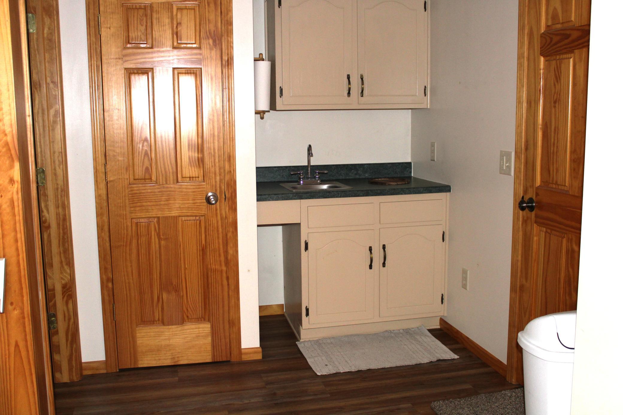421 E Sanborn Street Property Photo 21