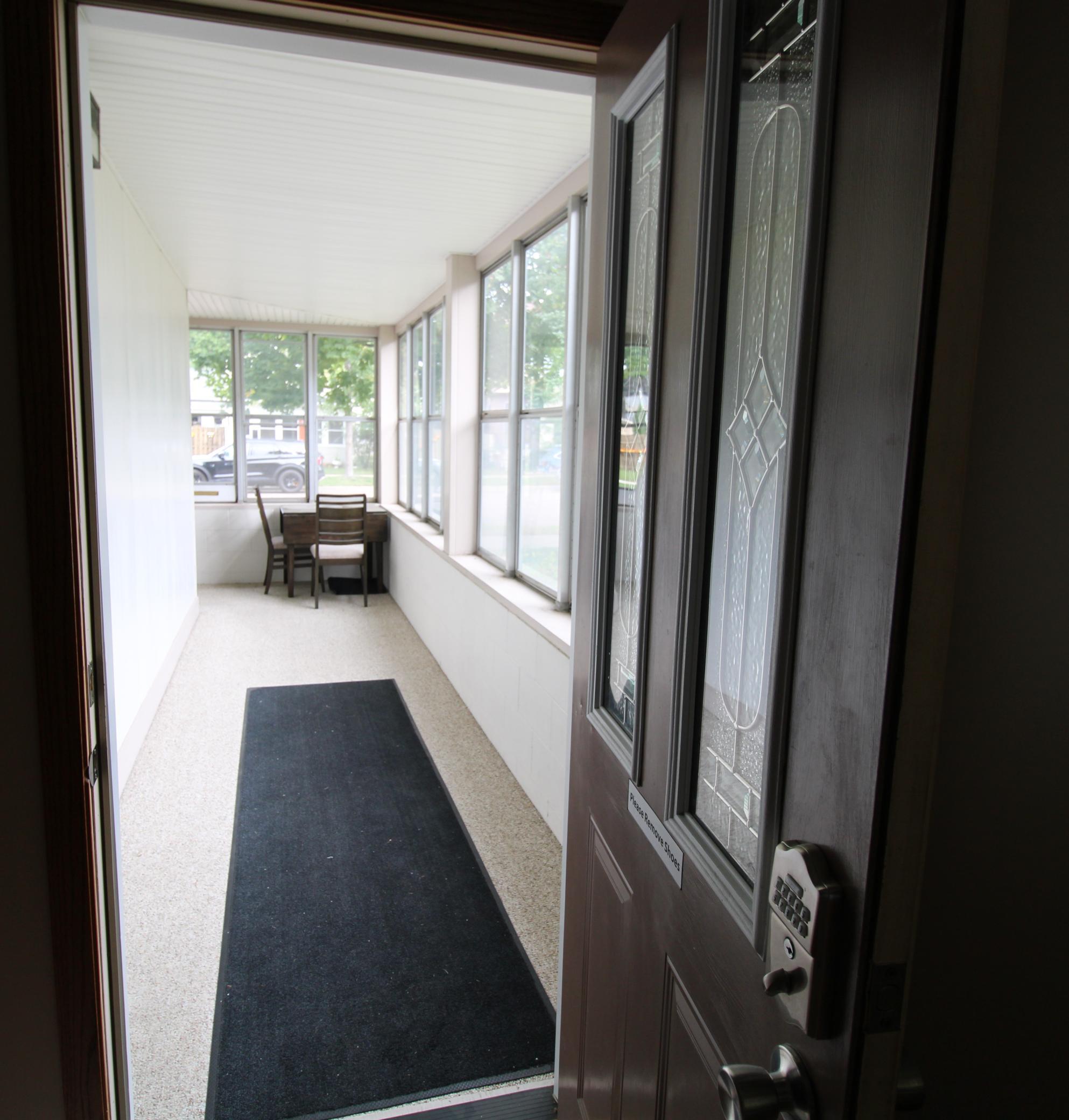 421 E Sanborn Street Property Photo 22