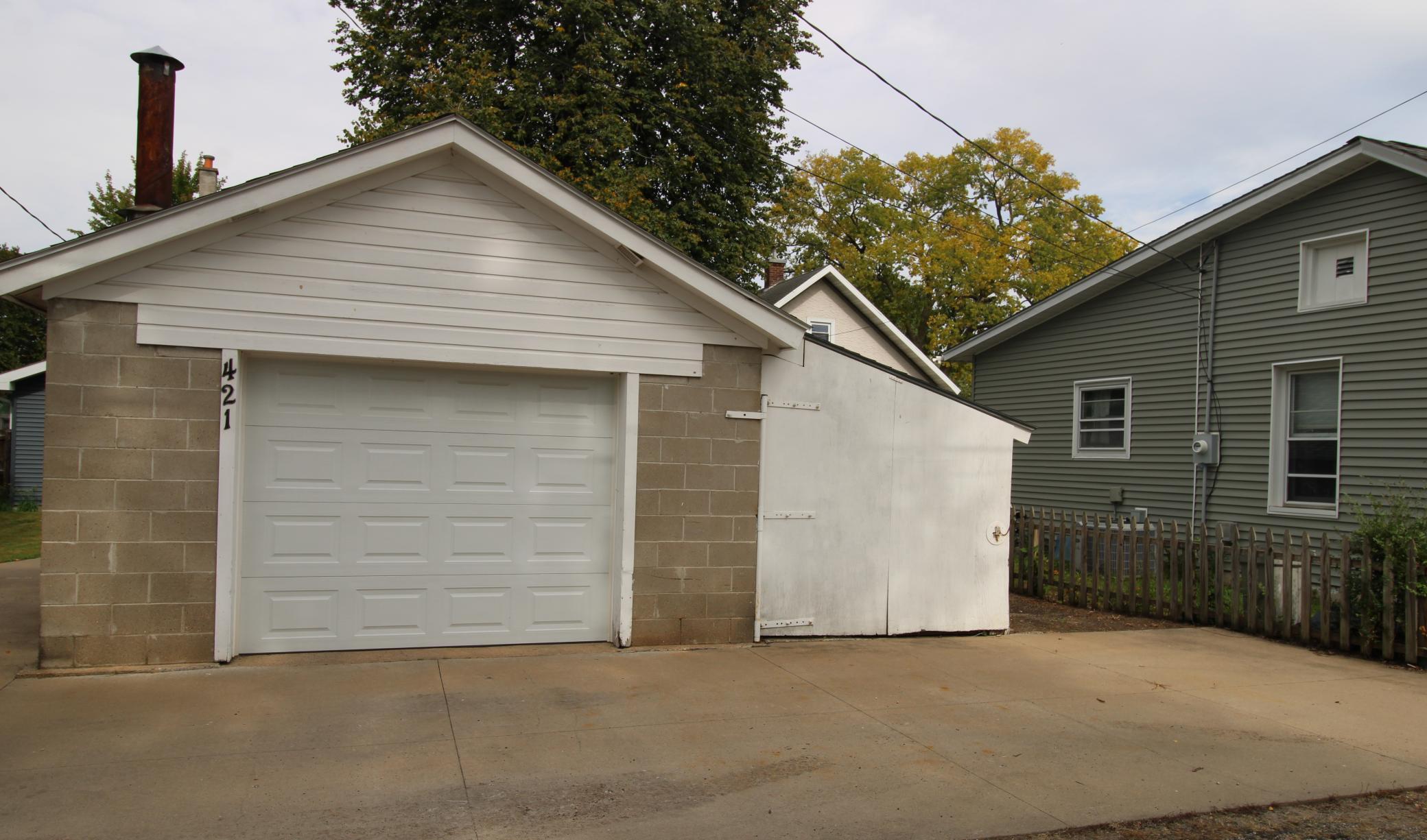 421 E Sanborn Street Property Photo 29