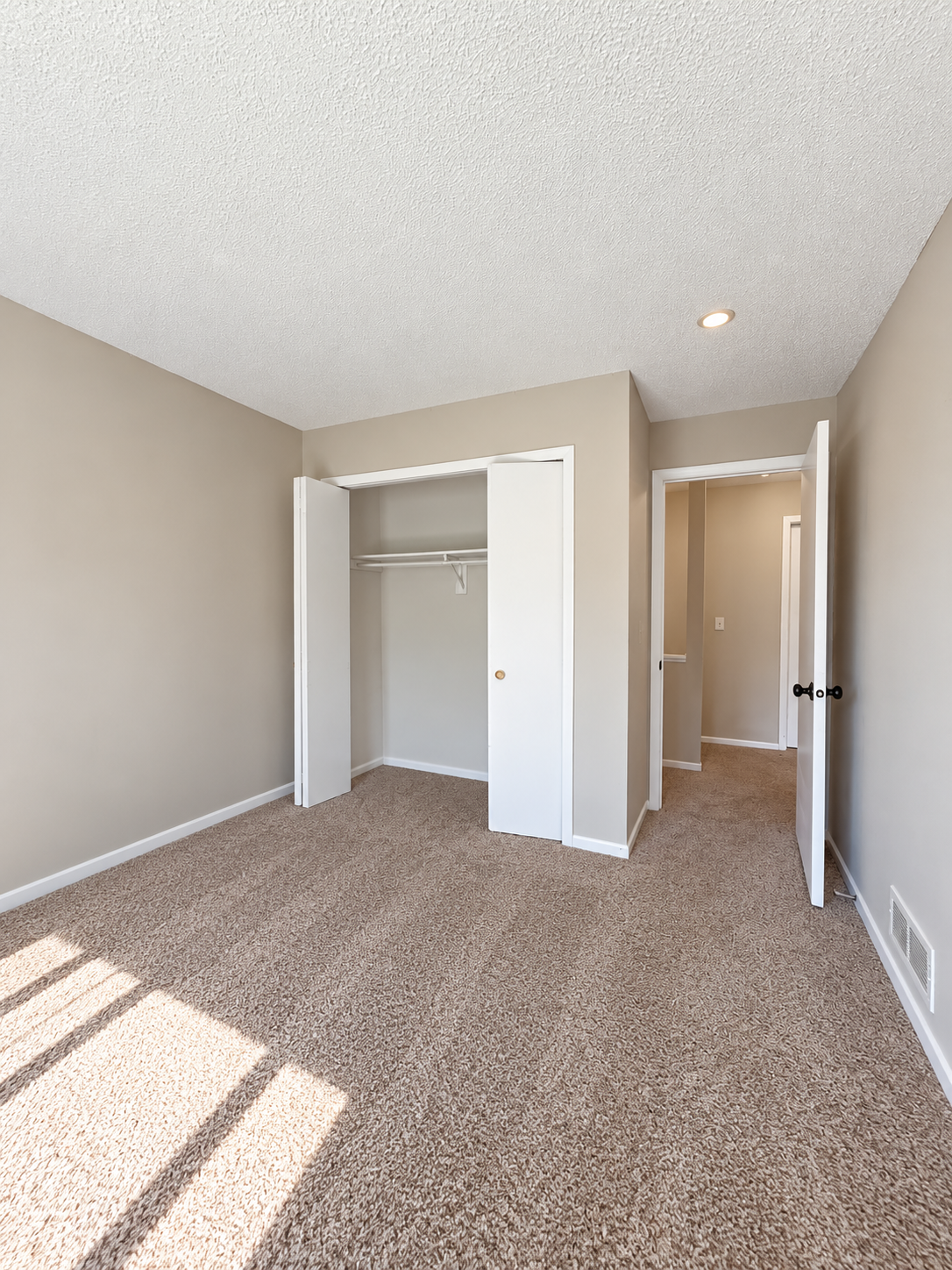 2933 69th Lane N Property Photo 10