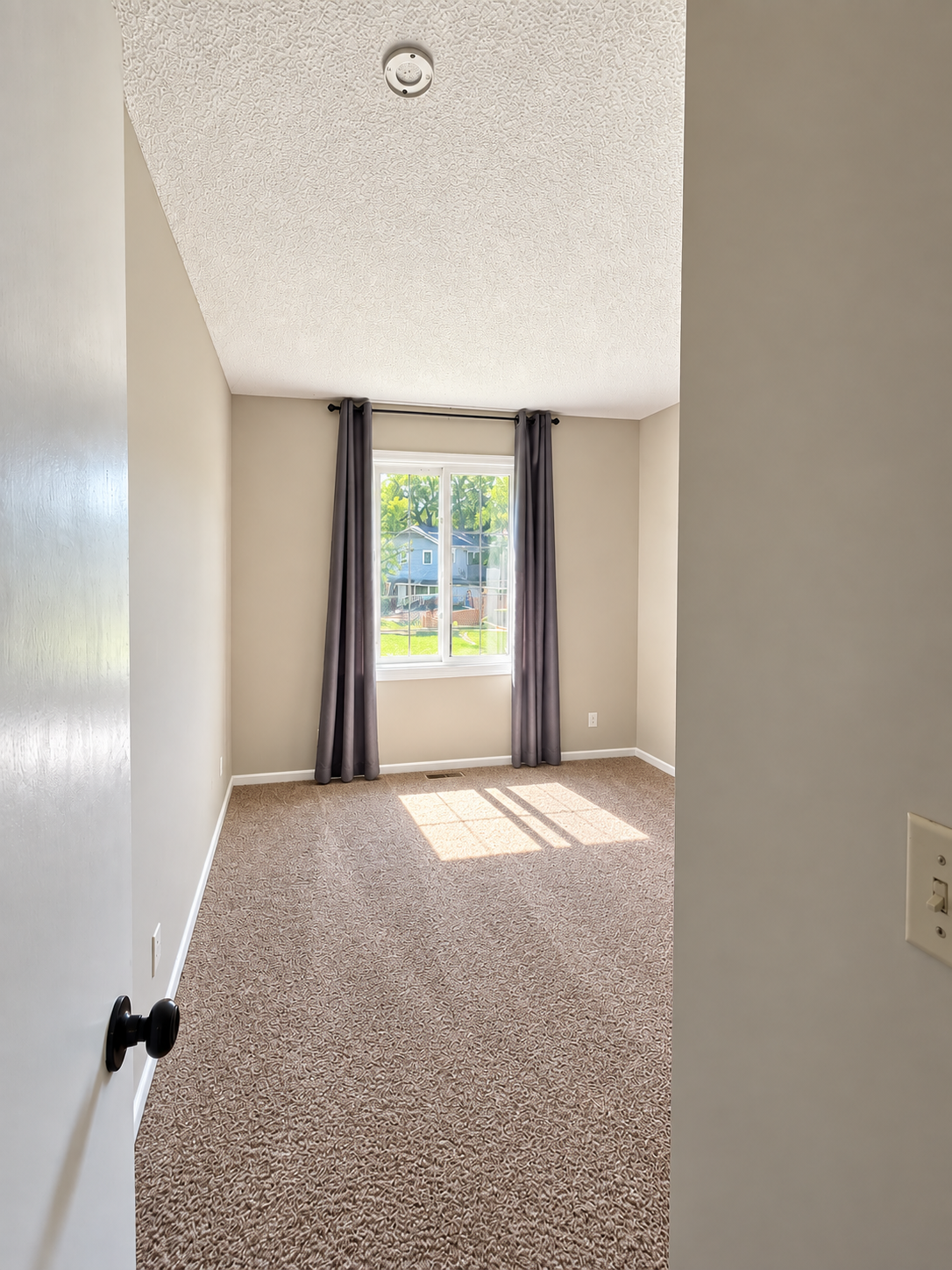 2933 69th Lane N Property Photo 11