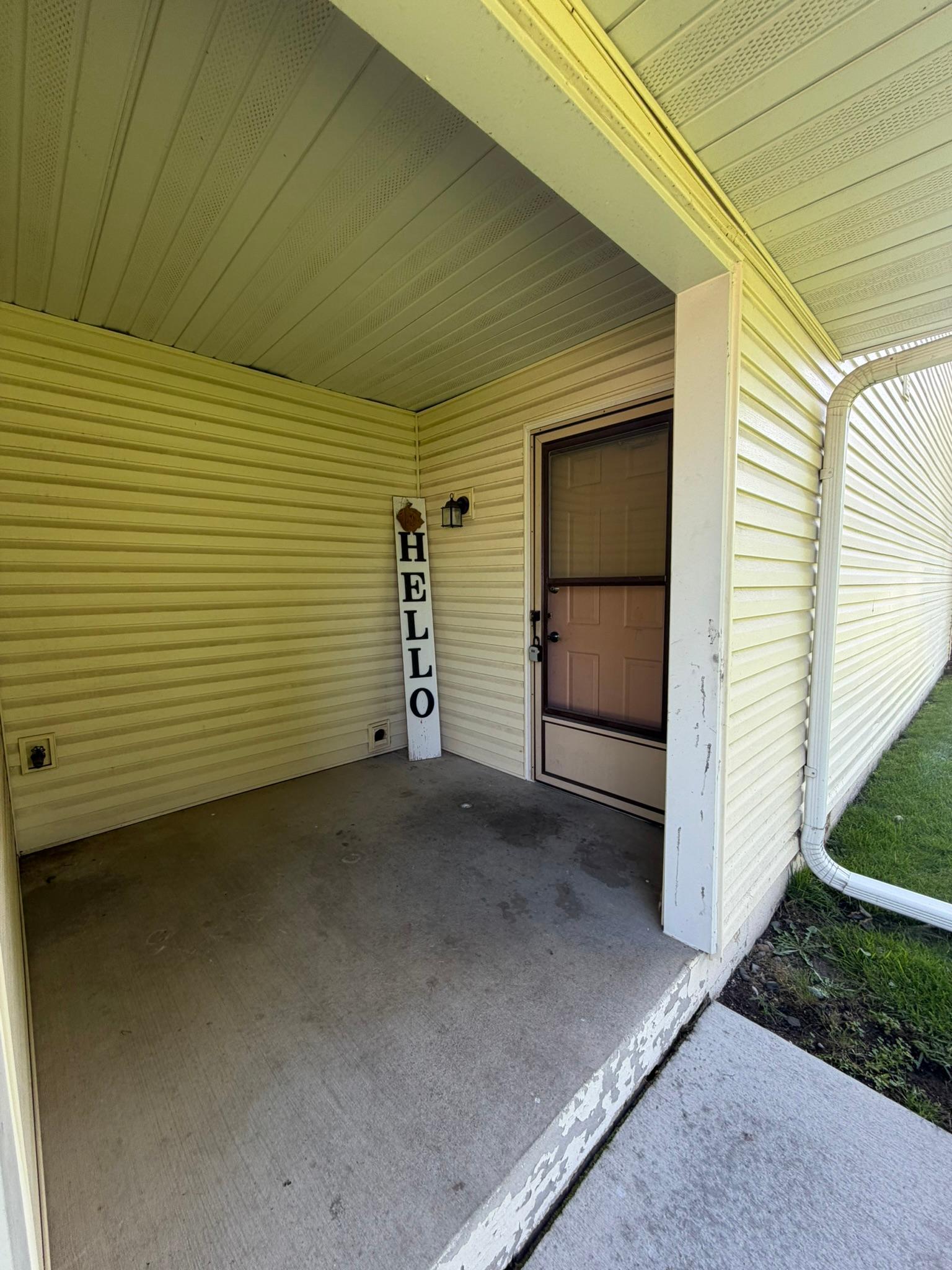 2933 69th Lane N Property Photo 25