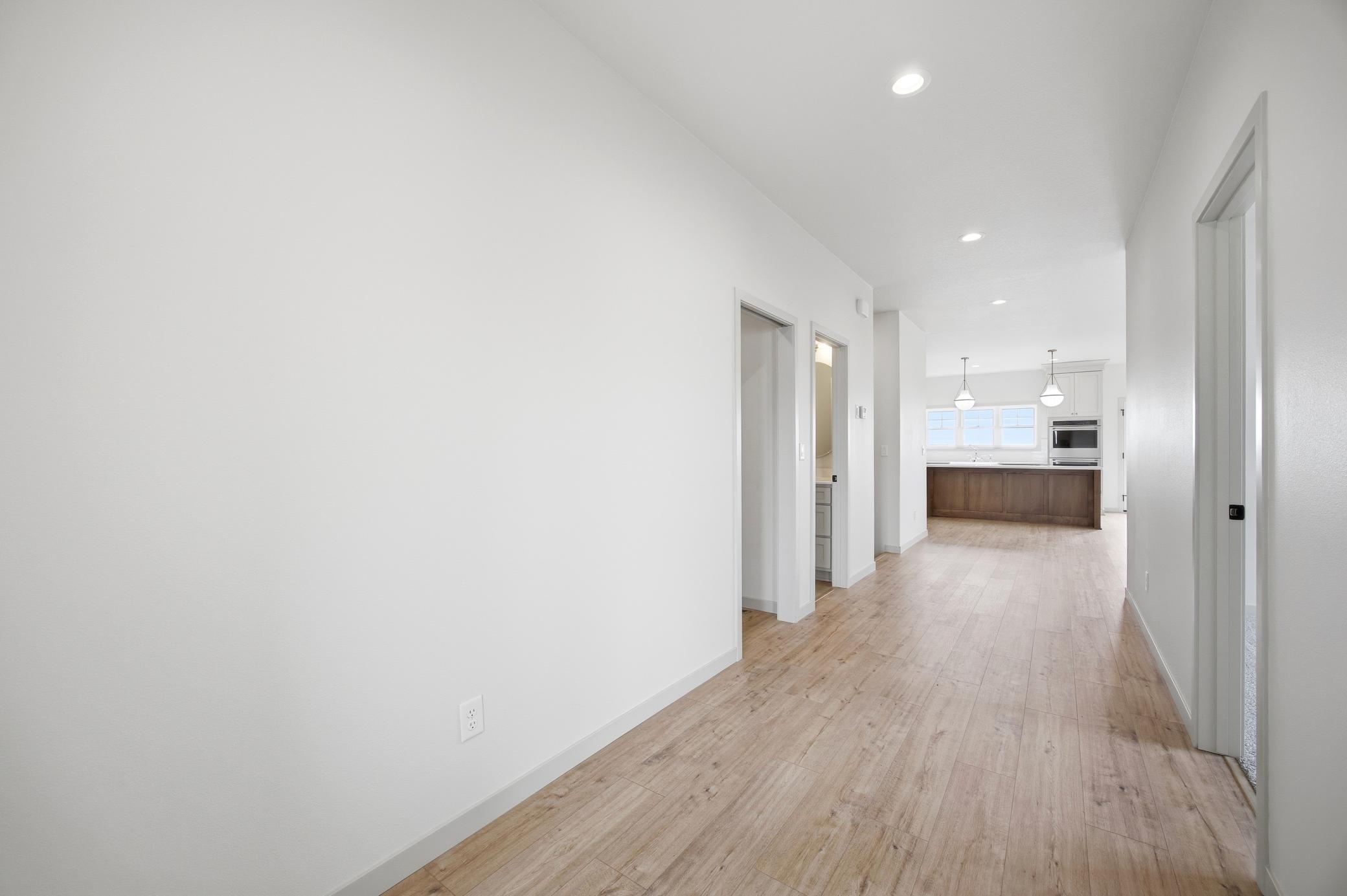 4288 Pine Parkway S Property Photo 10