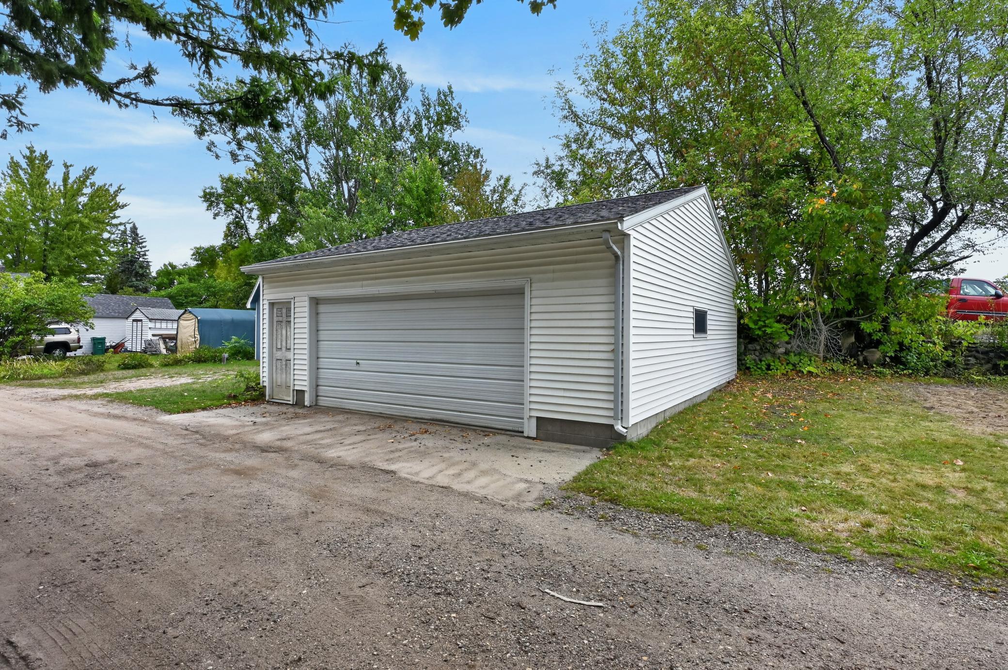 715 Maple Street Property Photo 15