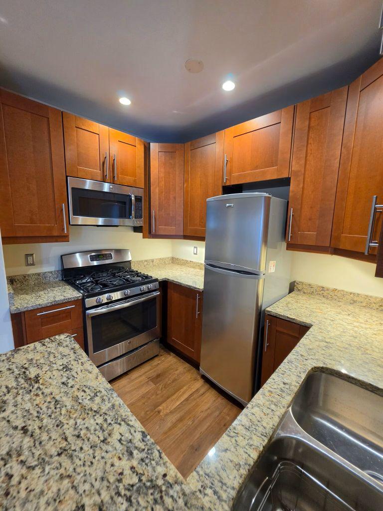 3117 Colfax Avenue S Property Photo 2