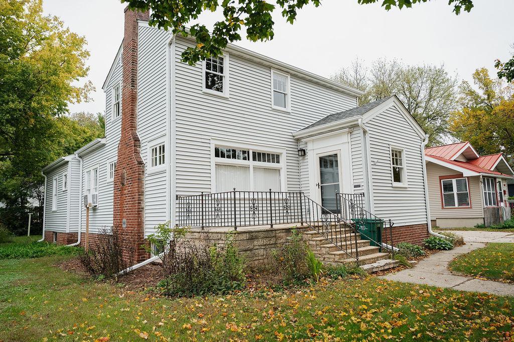 405 6th Street Property Photo 1