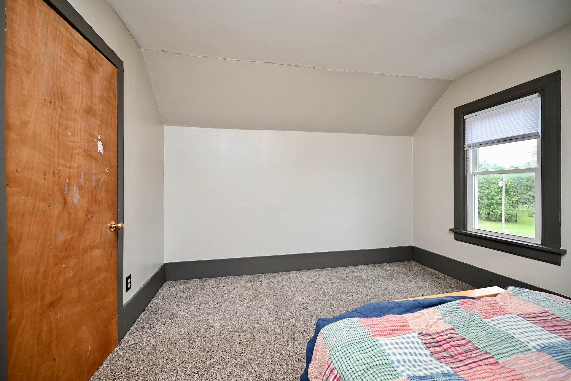 133 W 16th Street Property Photo 15