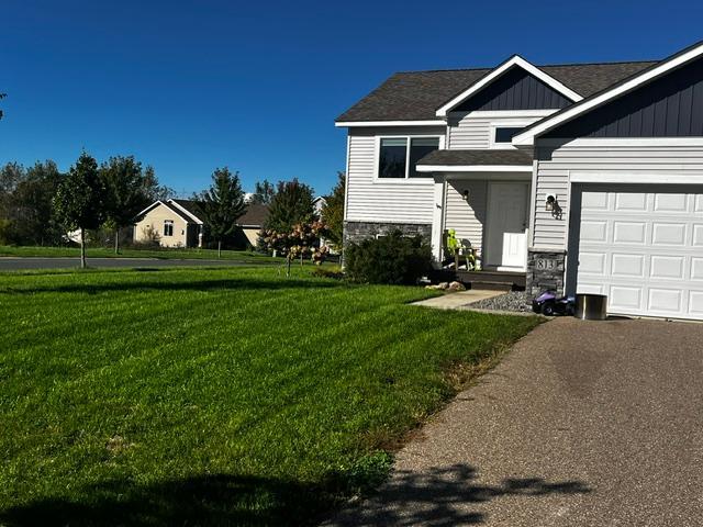 813 Hickory Curve Property Photo 2