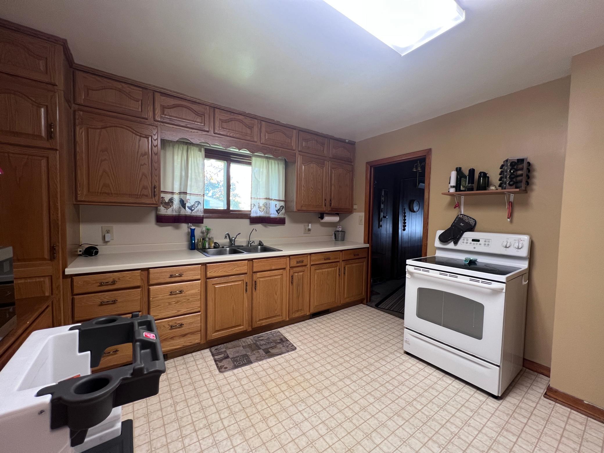 216 2nd Street Se Property Photo 6