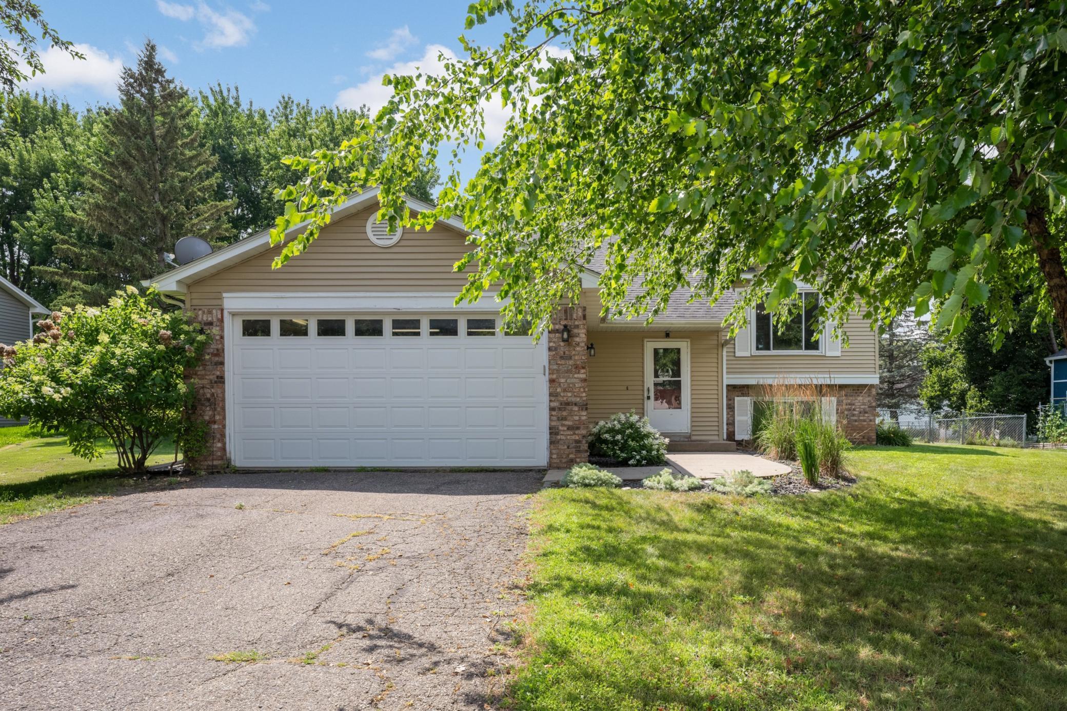 4089 Pennsylvania Avenue Property Photo 2