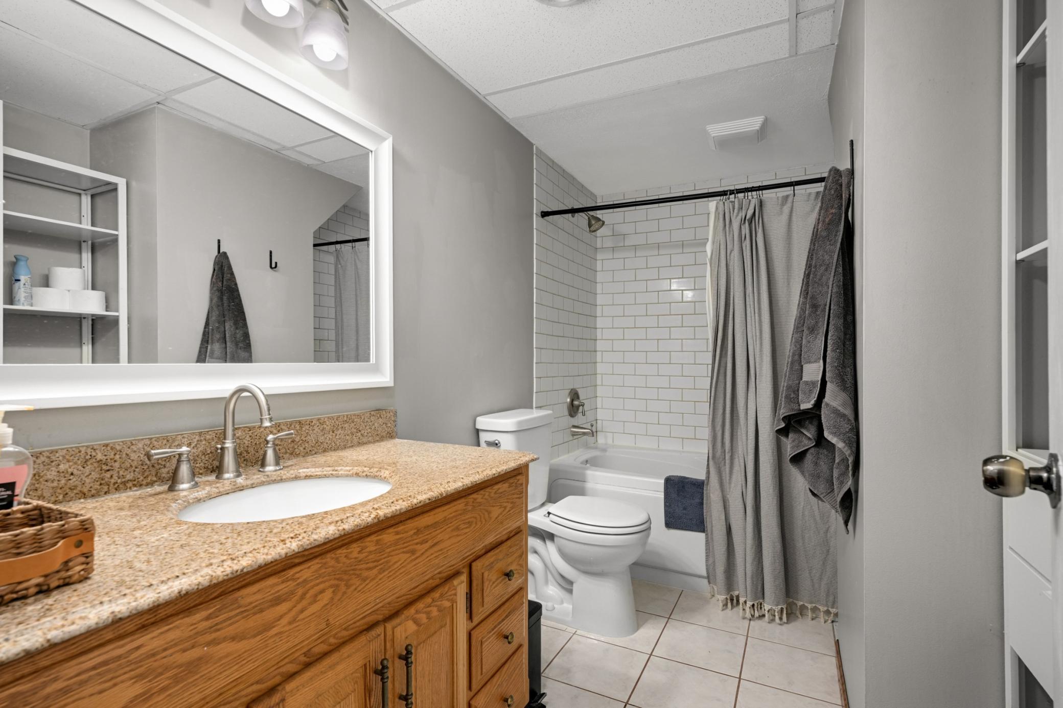4089 Pennsylvania Avenue Property Photo 27