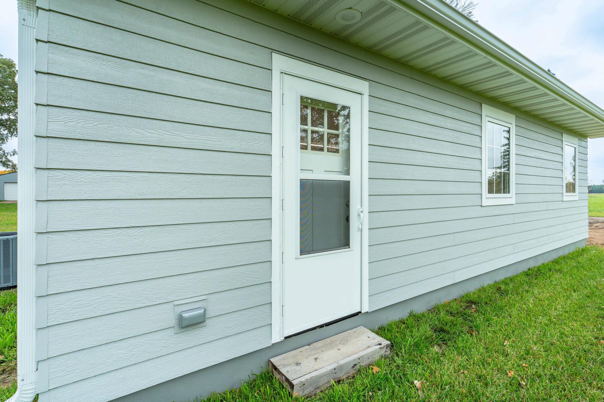 23727 County Highway 65 Property Photo 15