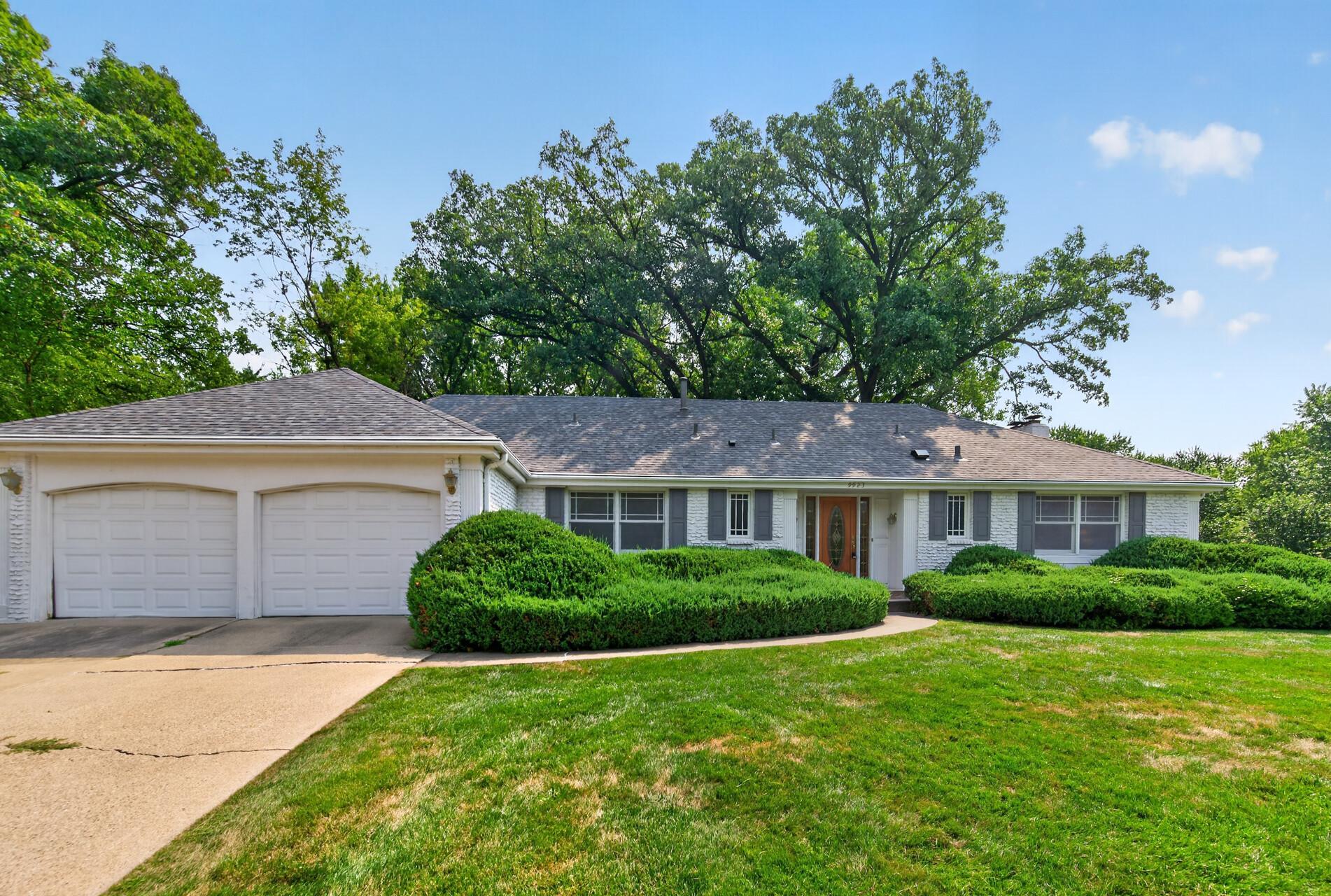 9923 Brookside Circle Property Photo 4