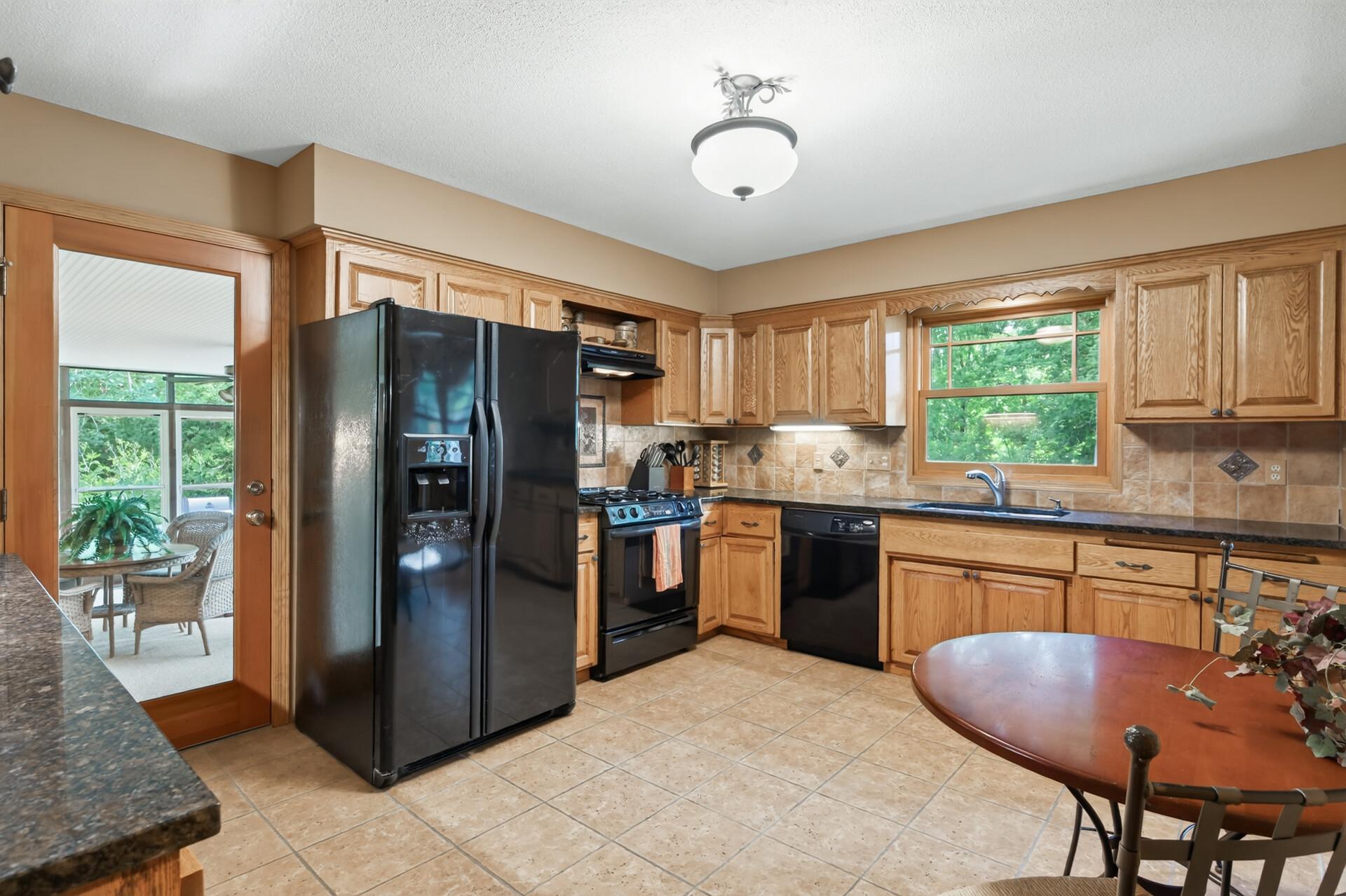 9923 Brookside Circle Property Photo 14