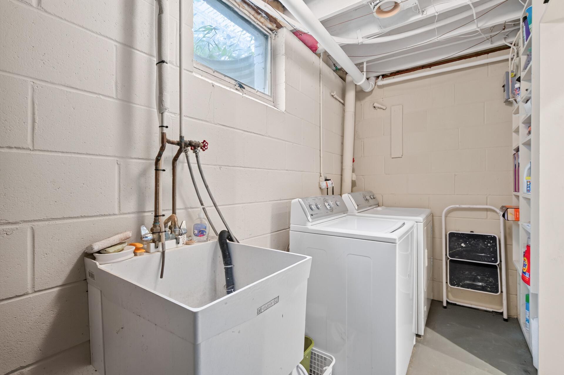 9923 Brookside Circle Property Photo 41