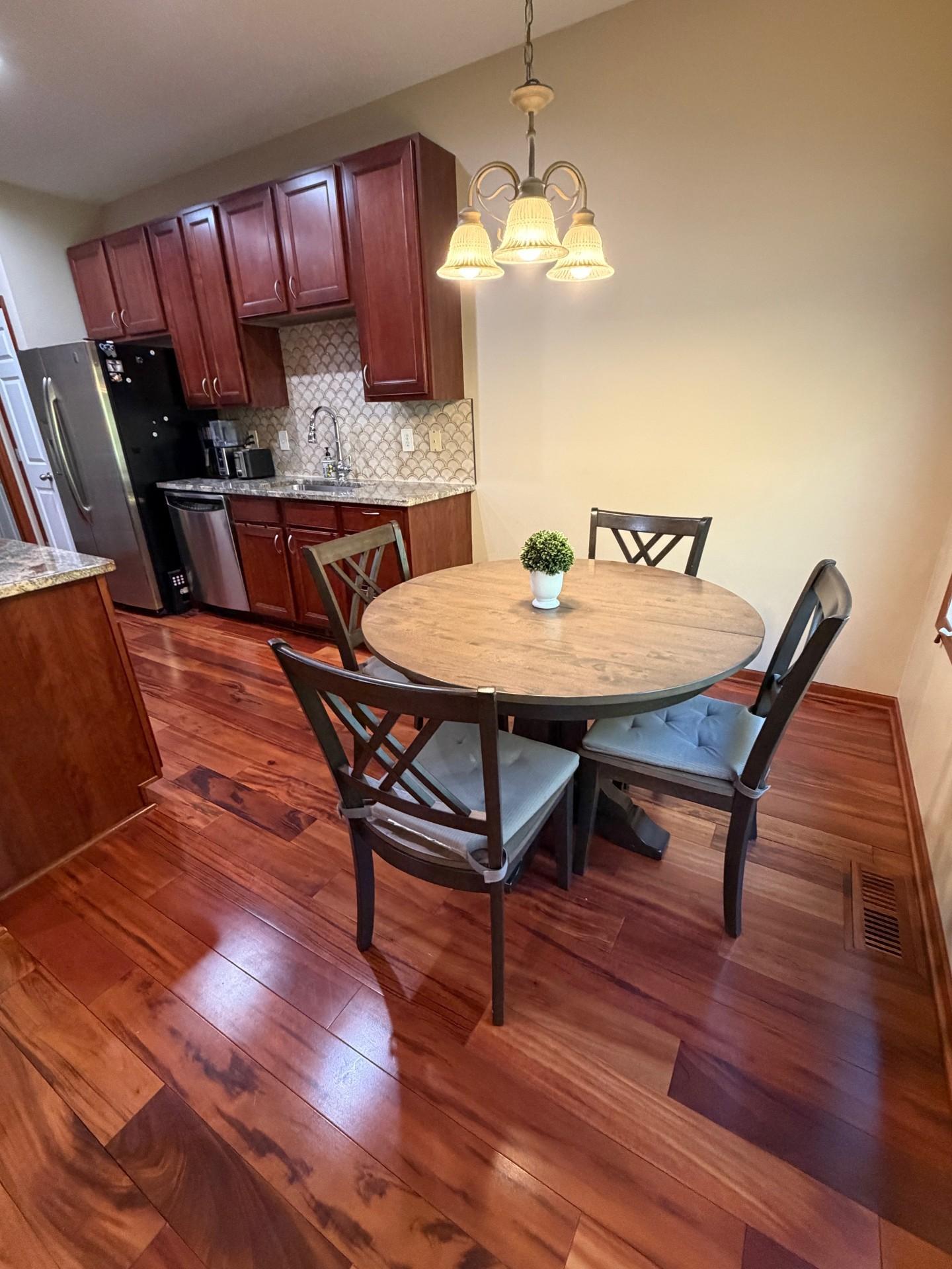 15535 Lilac Drive Property Photo 9