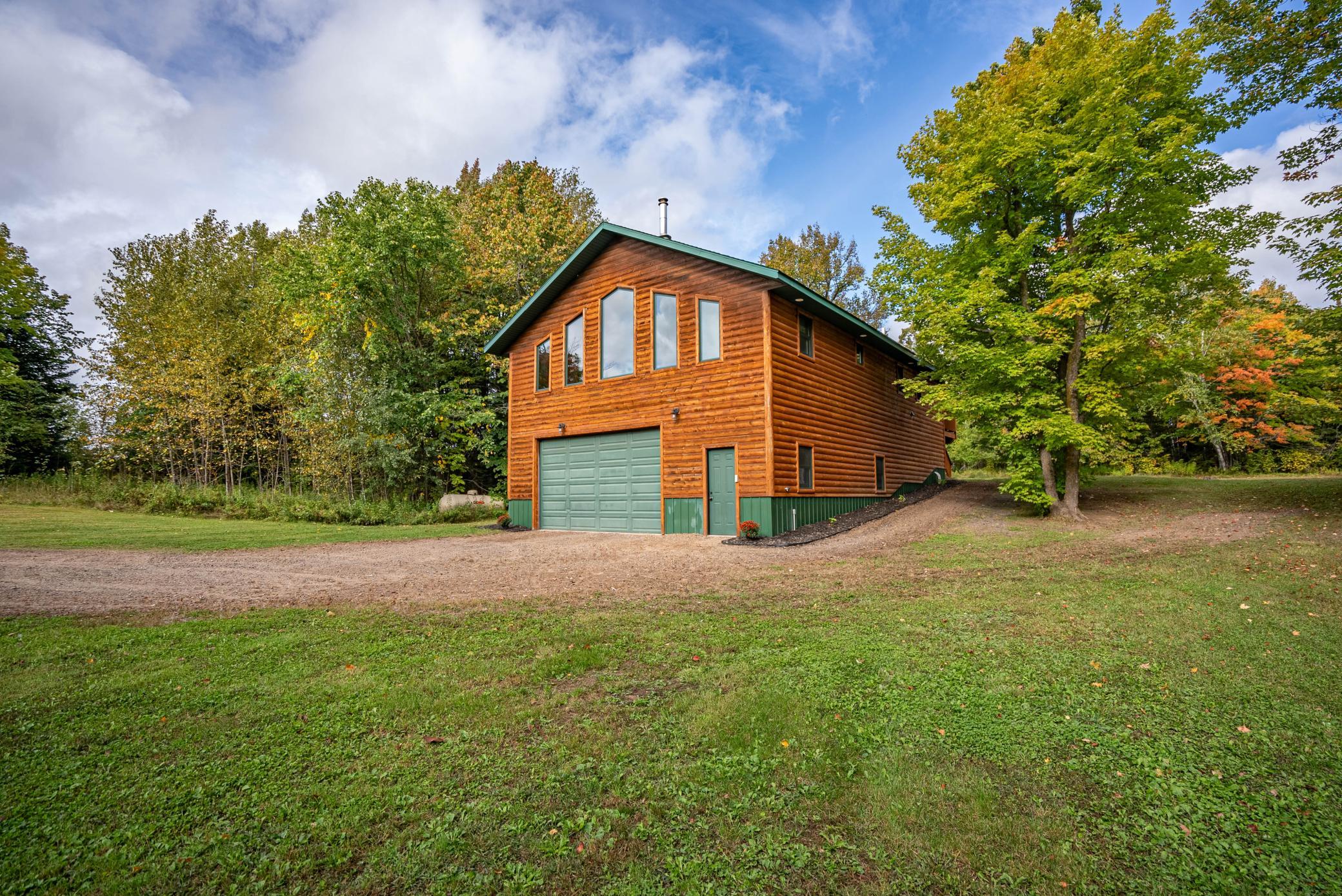 9821 Highway 2 Property Photo 1
