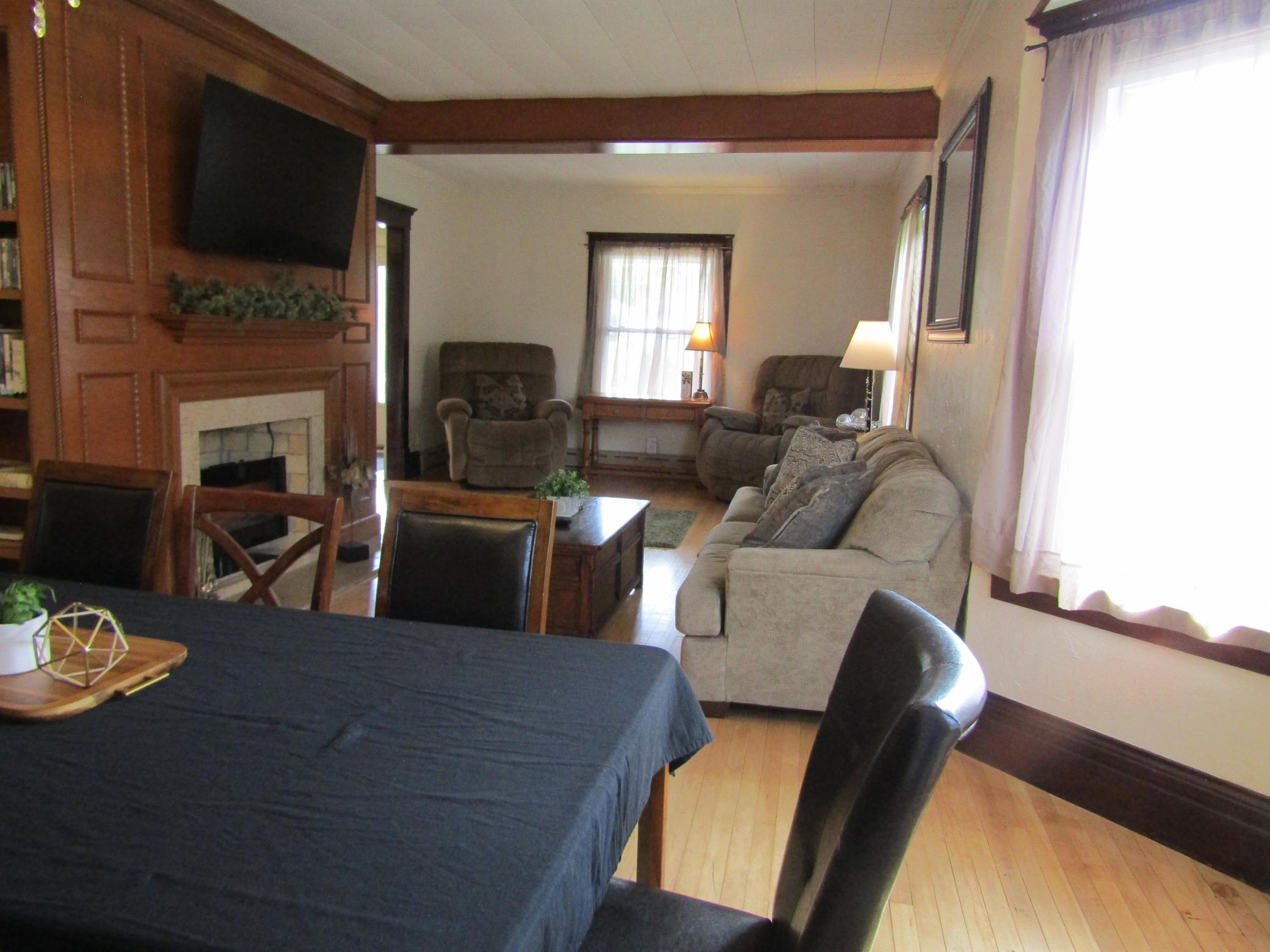 223 E Schlieman Avenue Property Photo 30