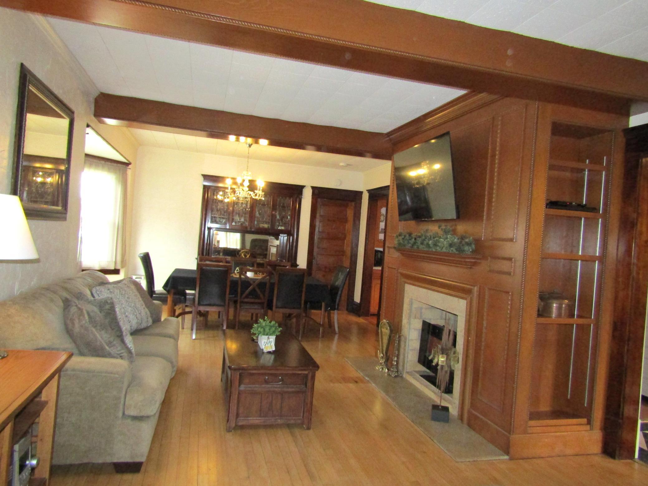 223 E Schlieman Avenue Property Photo 33