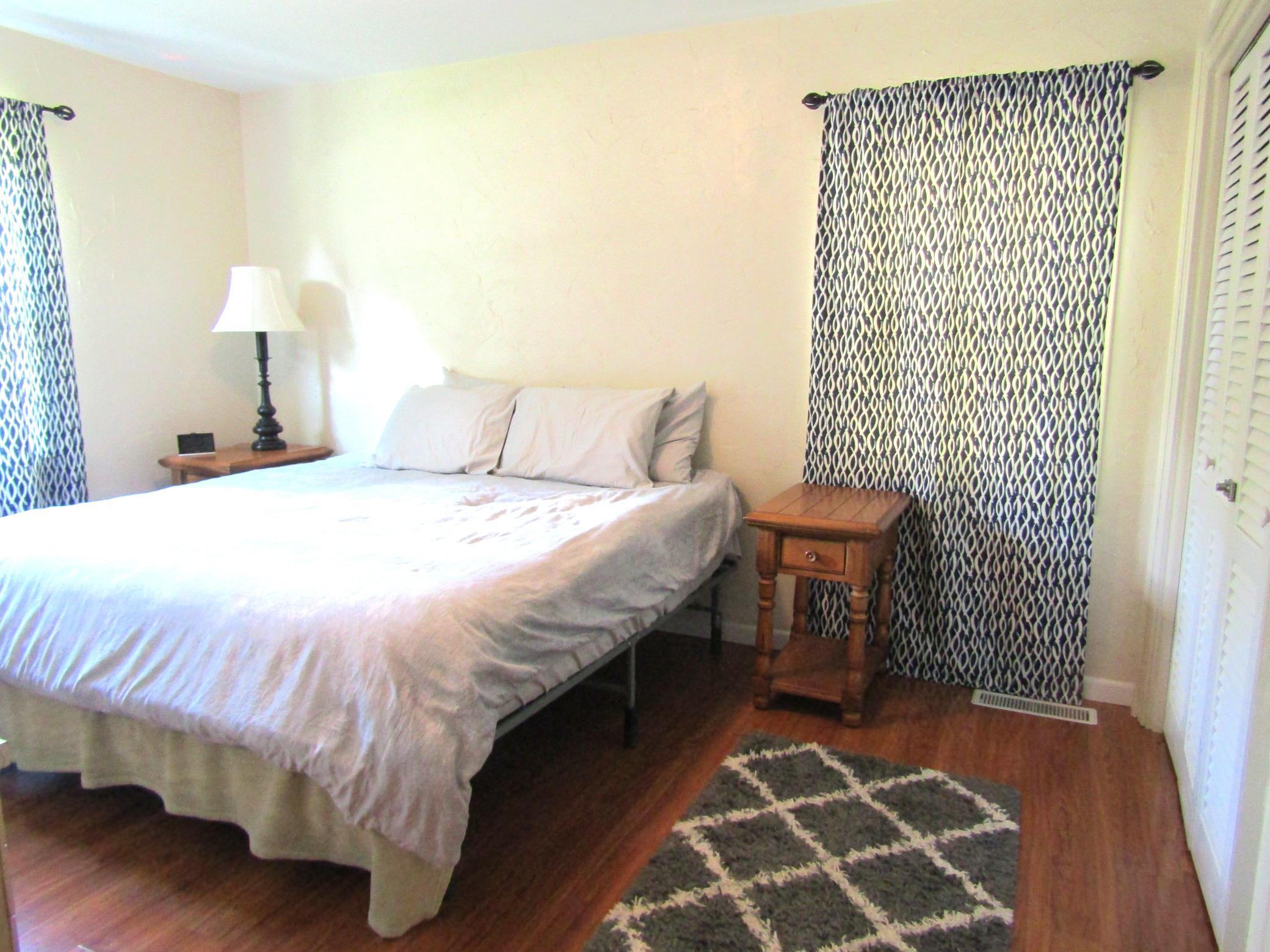 223 E Schlieman Avenue Property Photo 38