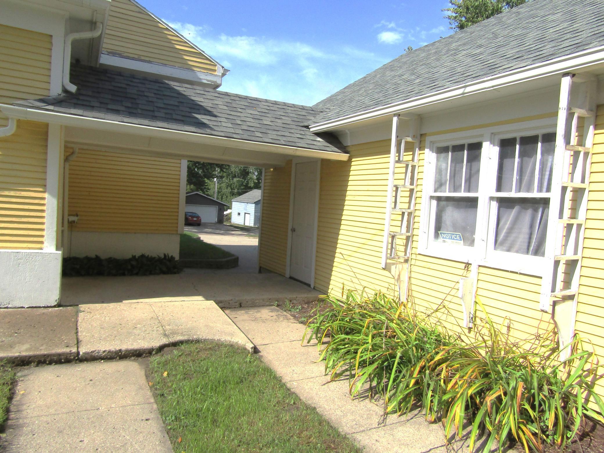 223 E Schlieman Avenue Property Photo 69