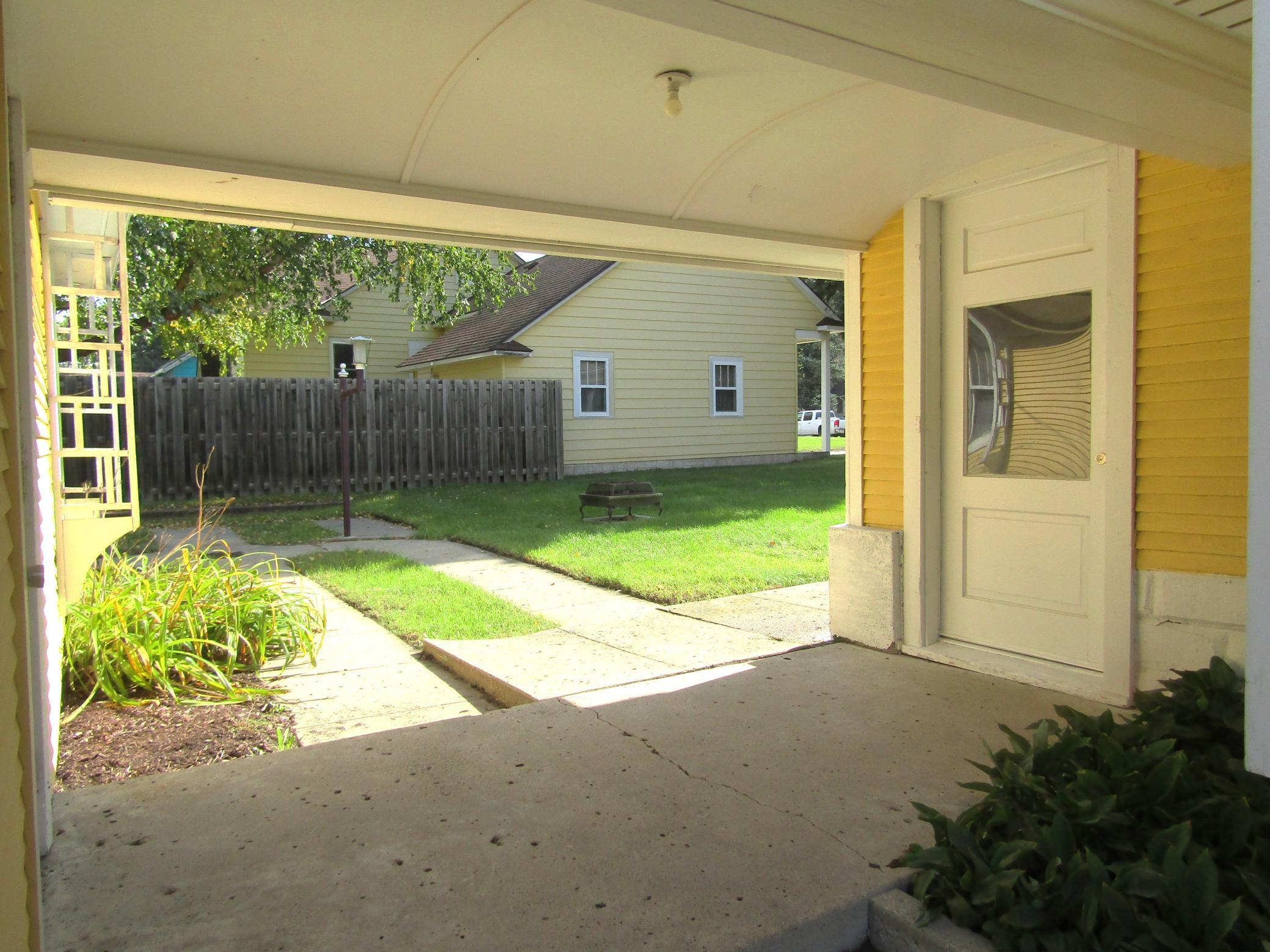 223 E Schlieman Avenue Property Photo 70