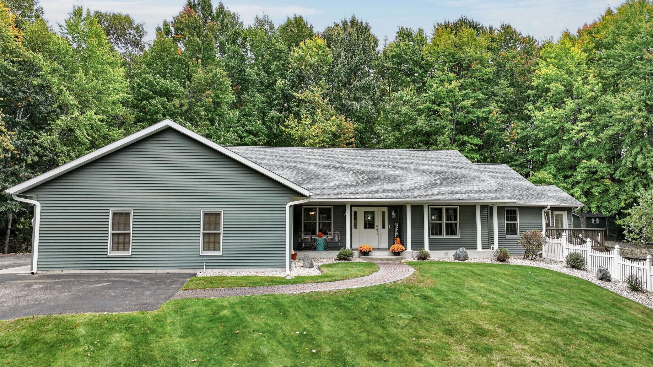 13045 76th Avenue Property Photo 4