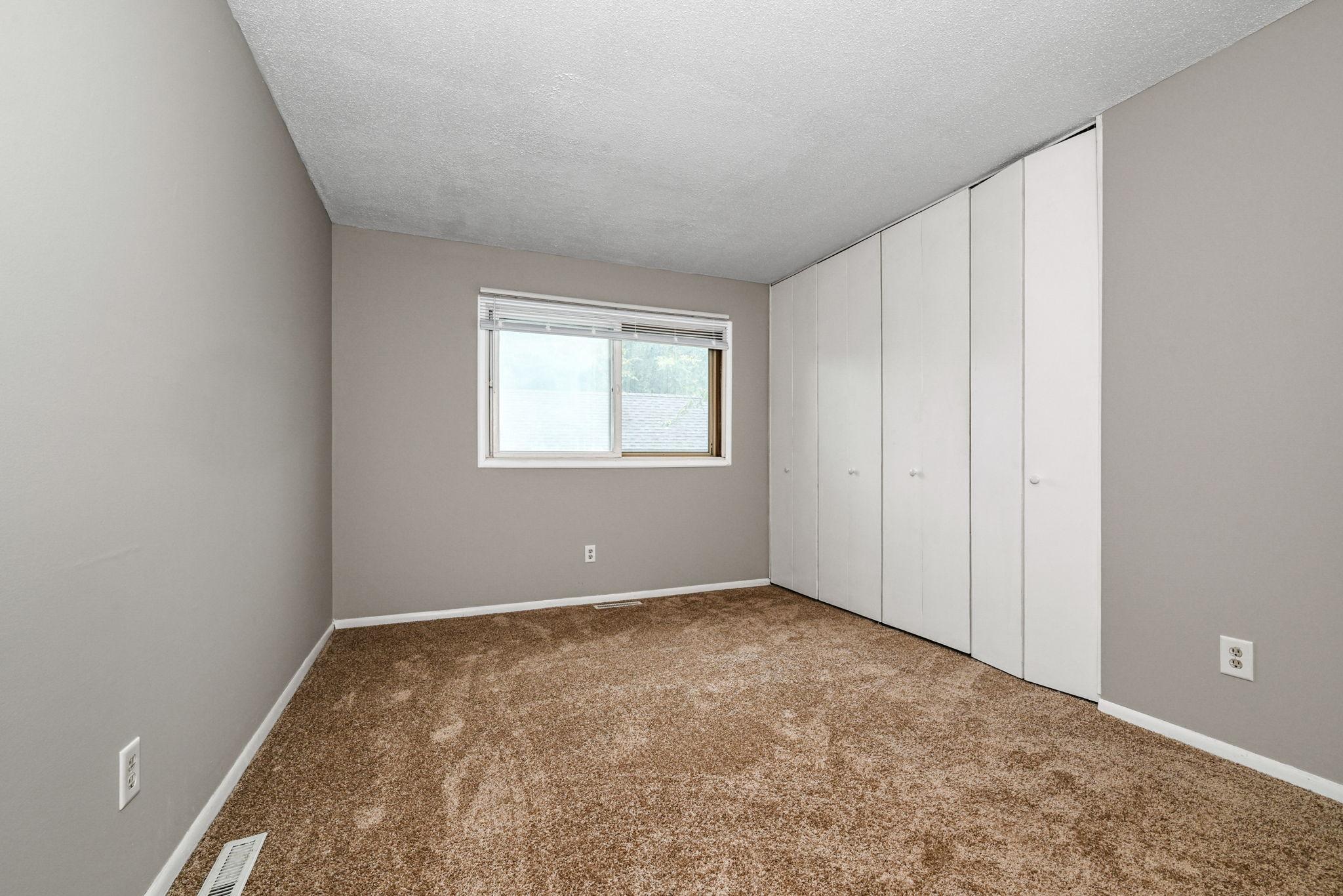 5563 E Bavarian Pass Property Photo 12