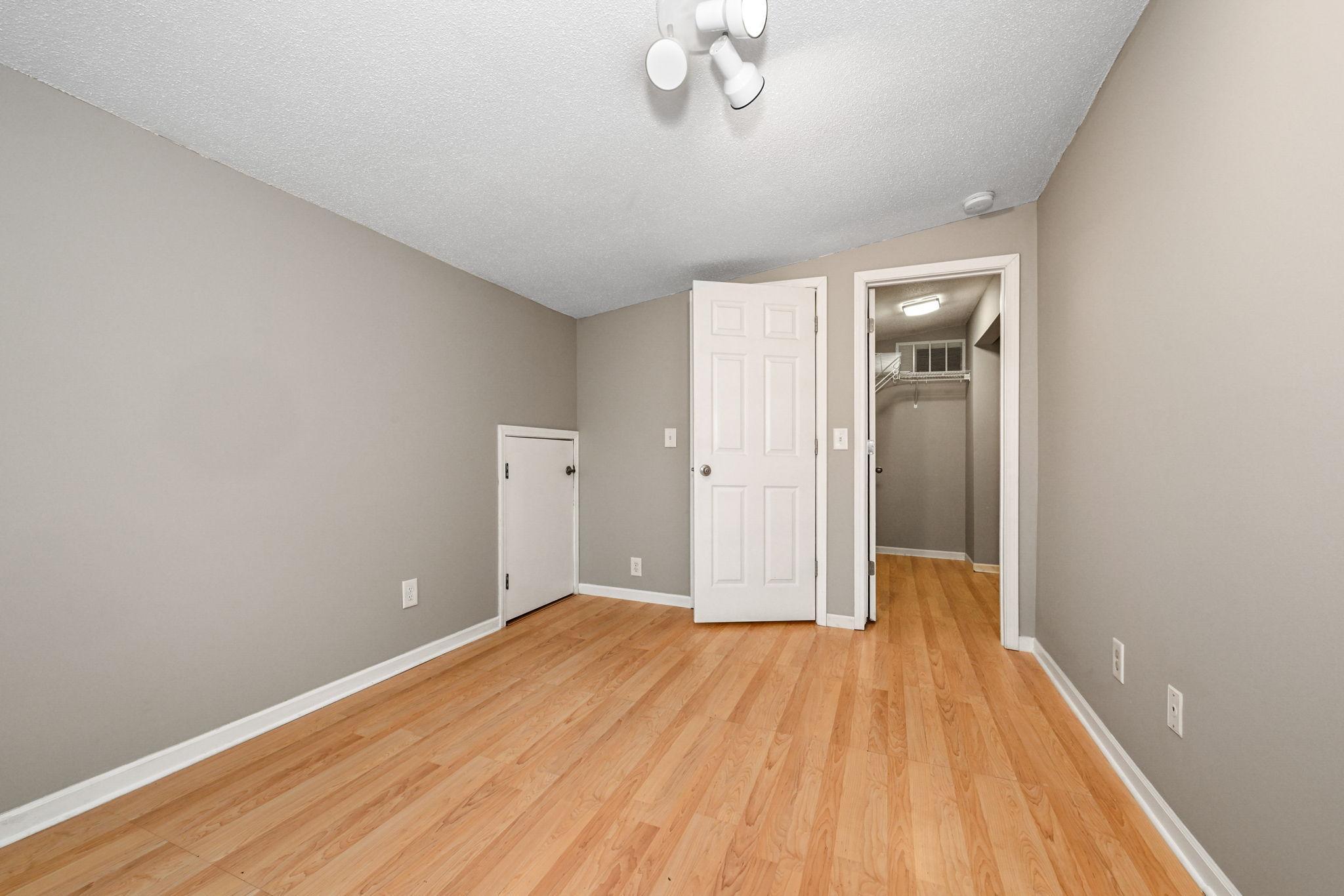 5563 E Bavarian Pass Property Photo 16