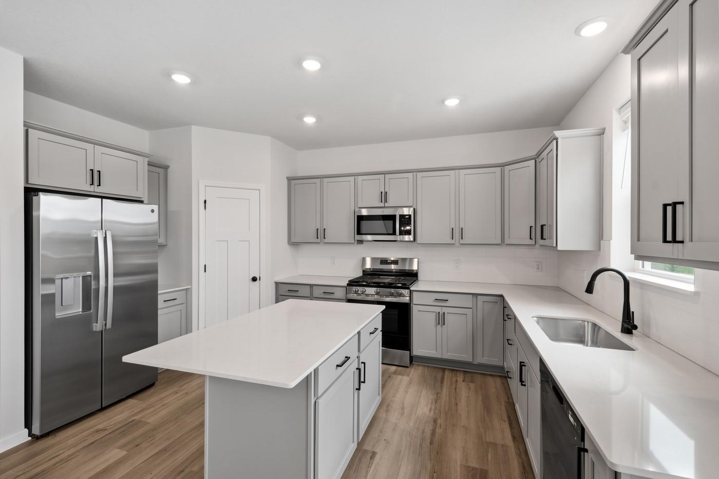 11635 16th Circle Ne Property Photo 2
