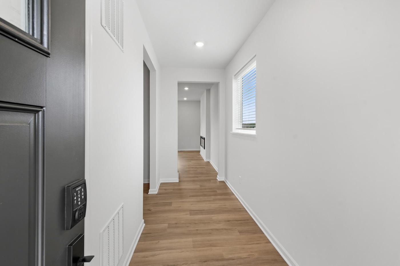 11635 16th Circle Ne Property Photo 5