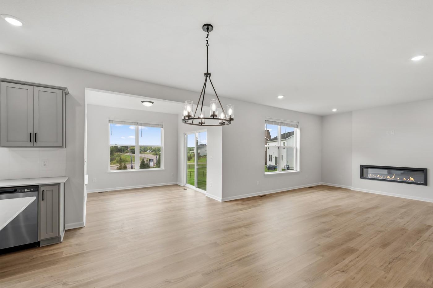 11635 16th Circle Ne Property Photo 9
