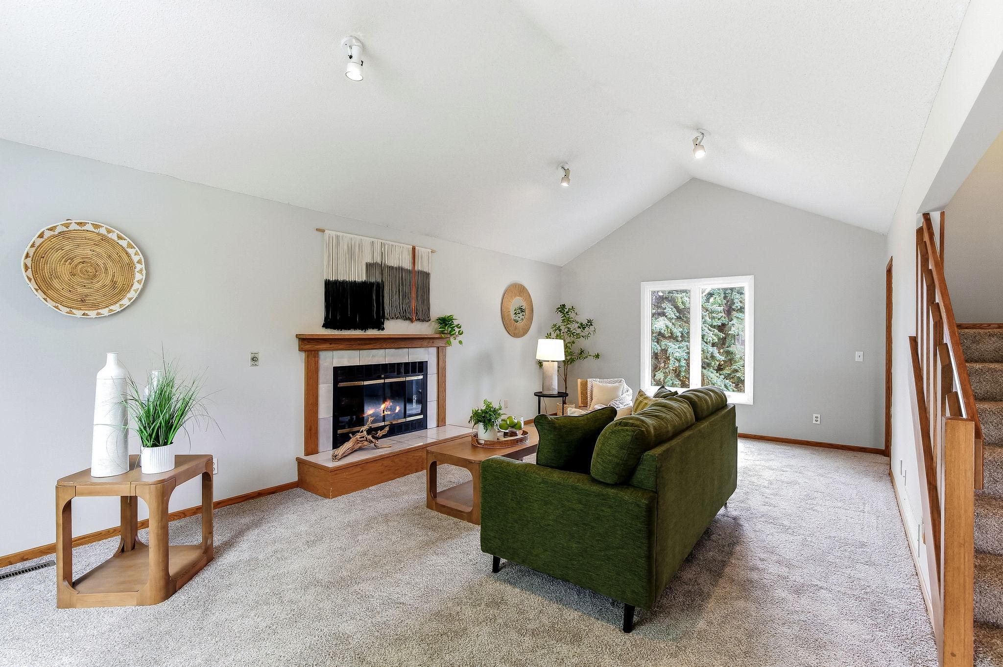 17330 Ipswich Way Property Photo 2