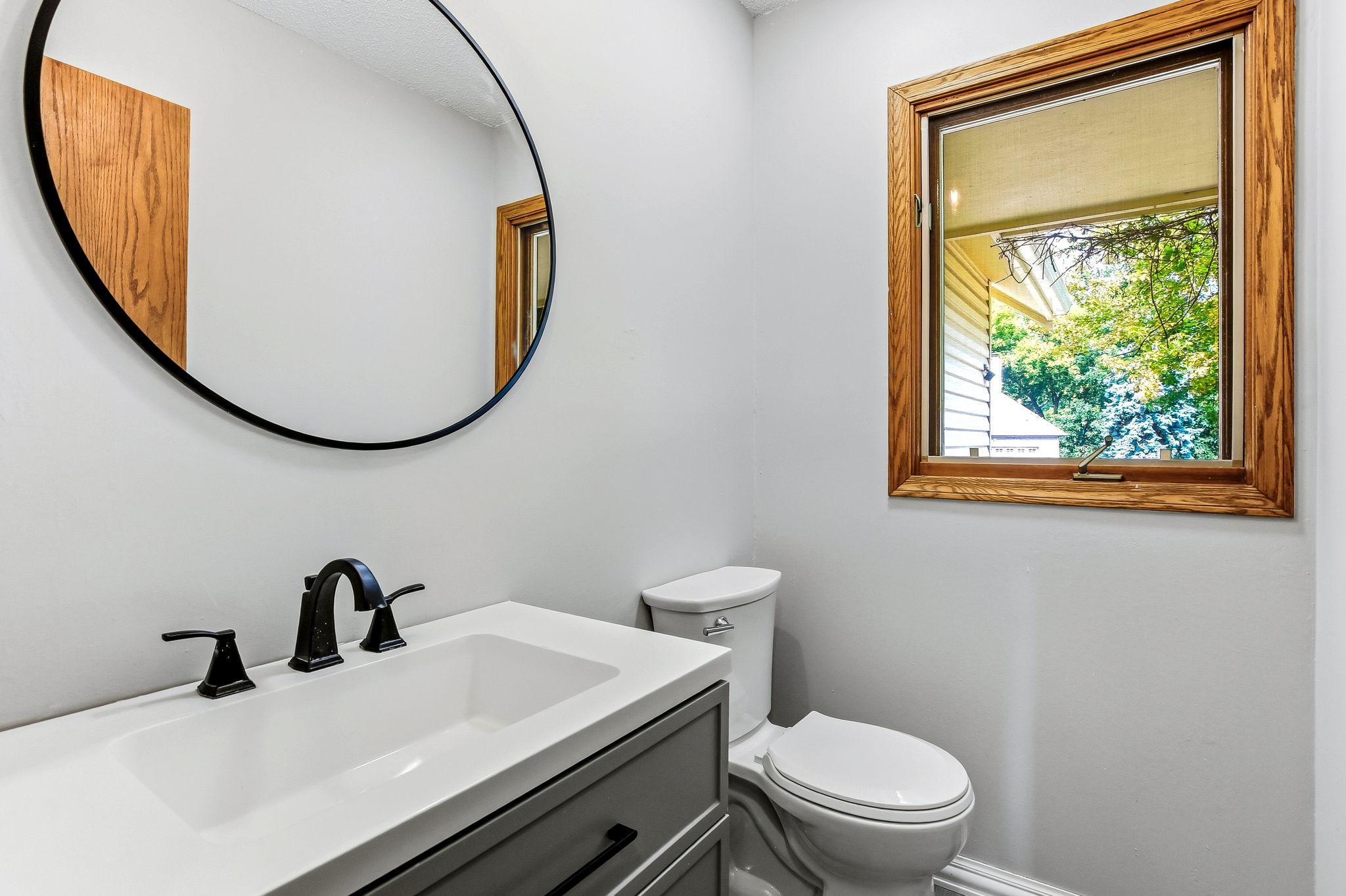 17330 Ipswich Way Property Photo 13