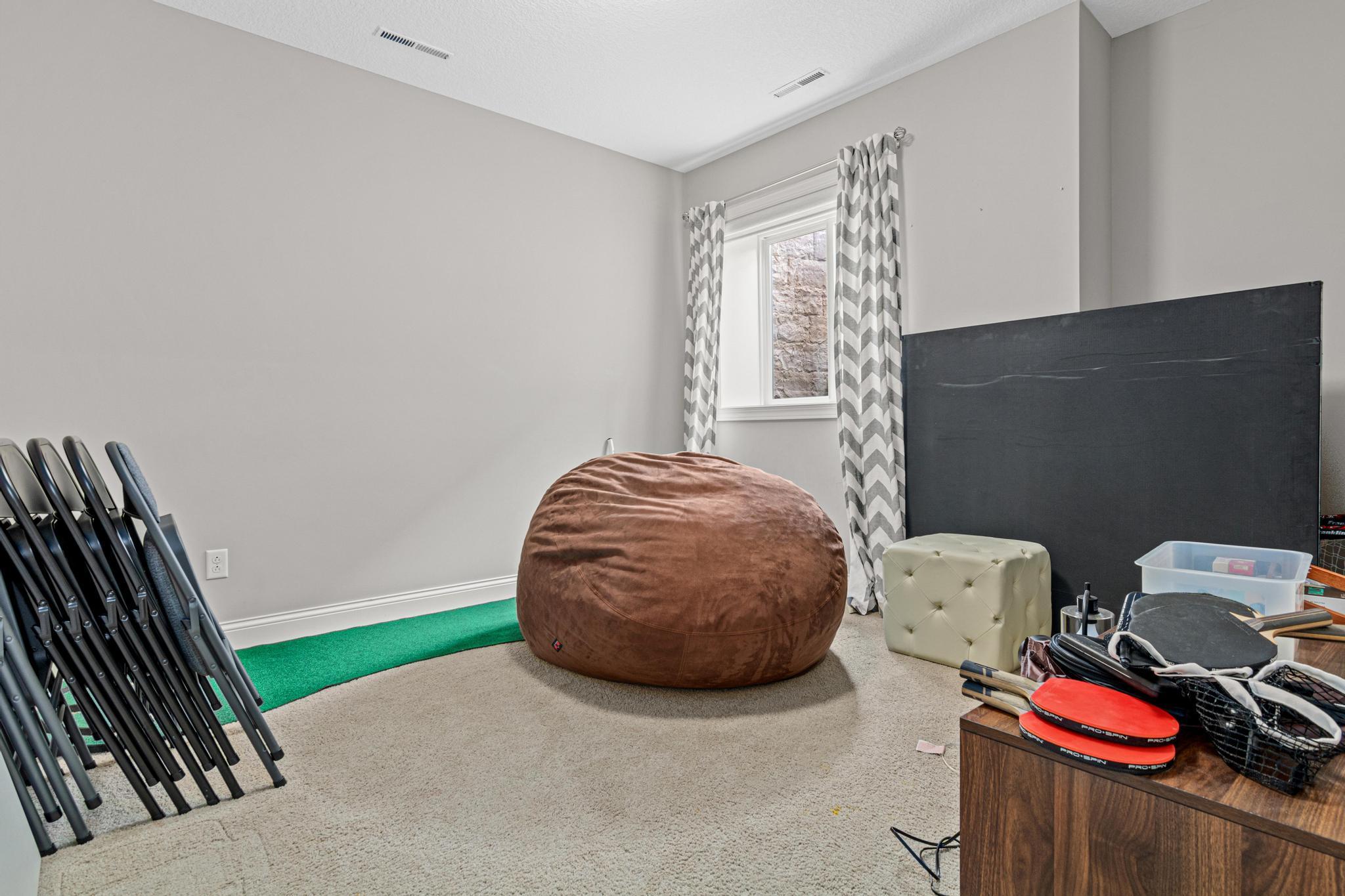12598 84th Place N Property Photo 27
