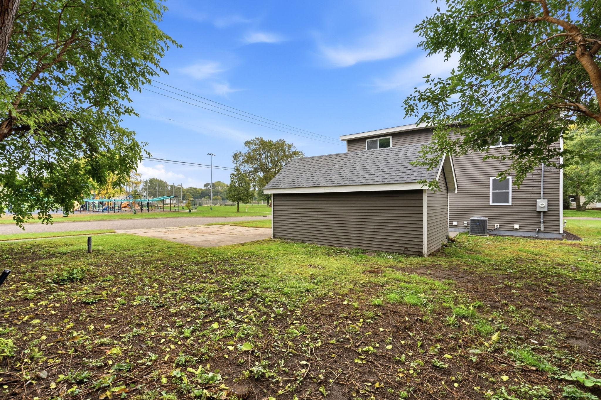 4533 Welcome Avenue N Property Photo 8