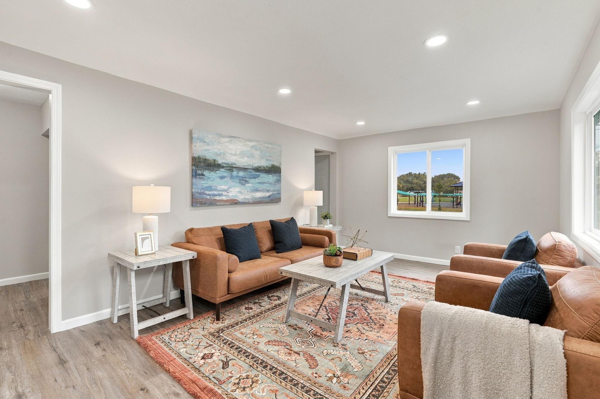 4533 Welcome Avenue N Property Photo 10