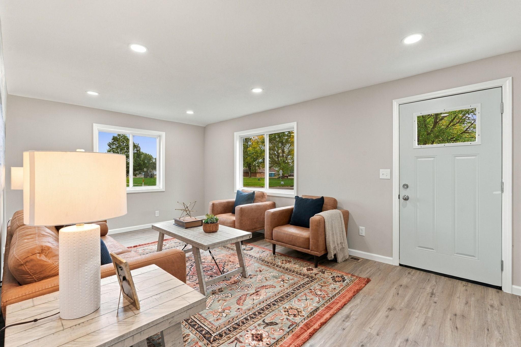 4533 Welcome Avenue N Property Photo 11
