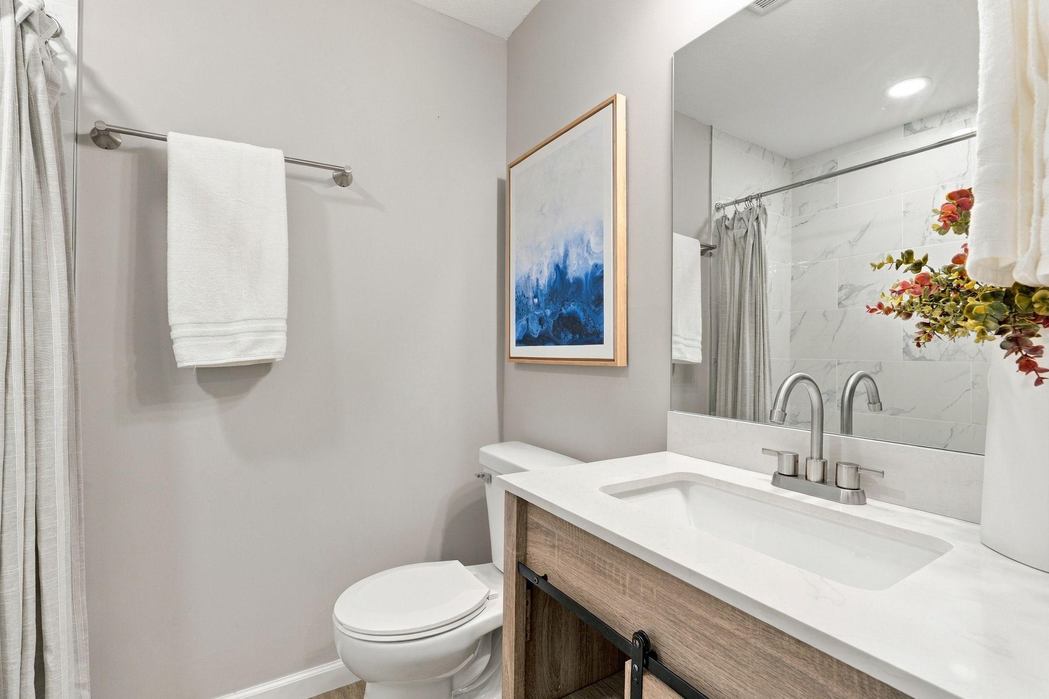 4533 Welcome Avenue N Property Photo 20