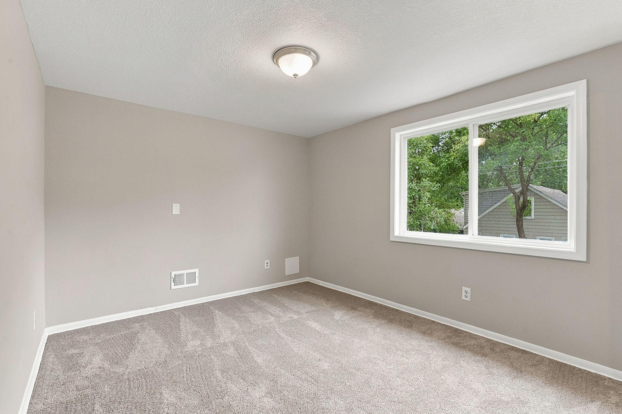 4533 Welcome Avenue N Property Photo 25