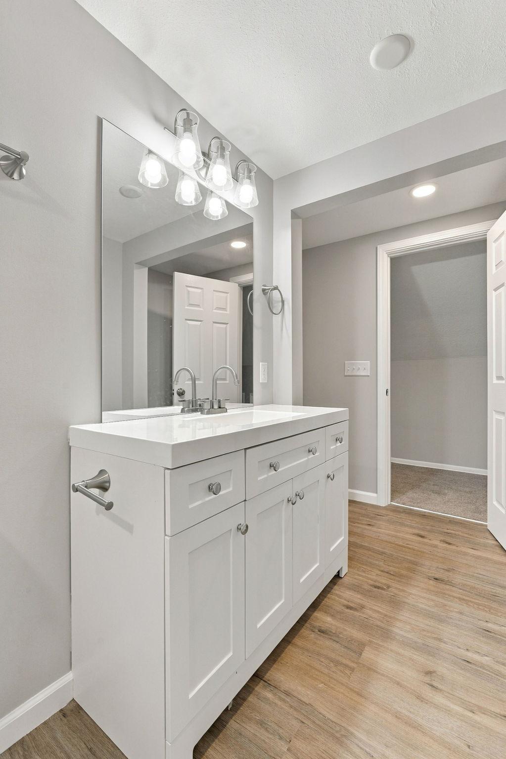 4533 Welcome Avenue N Property Photo 30
