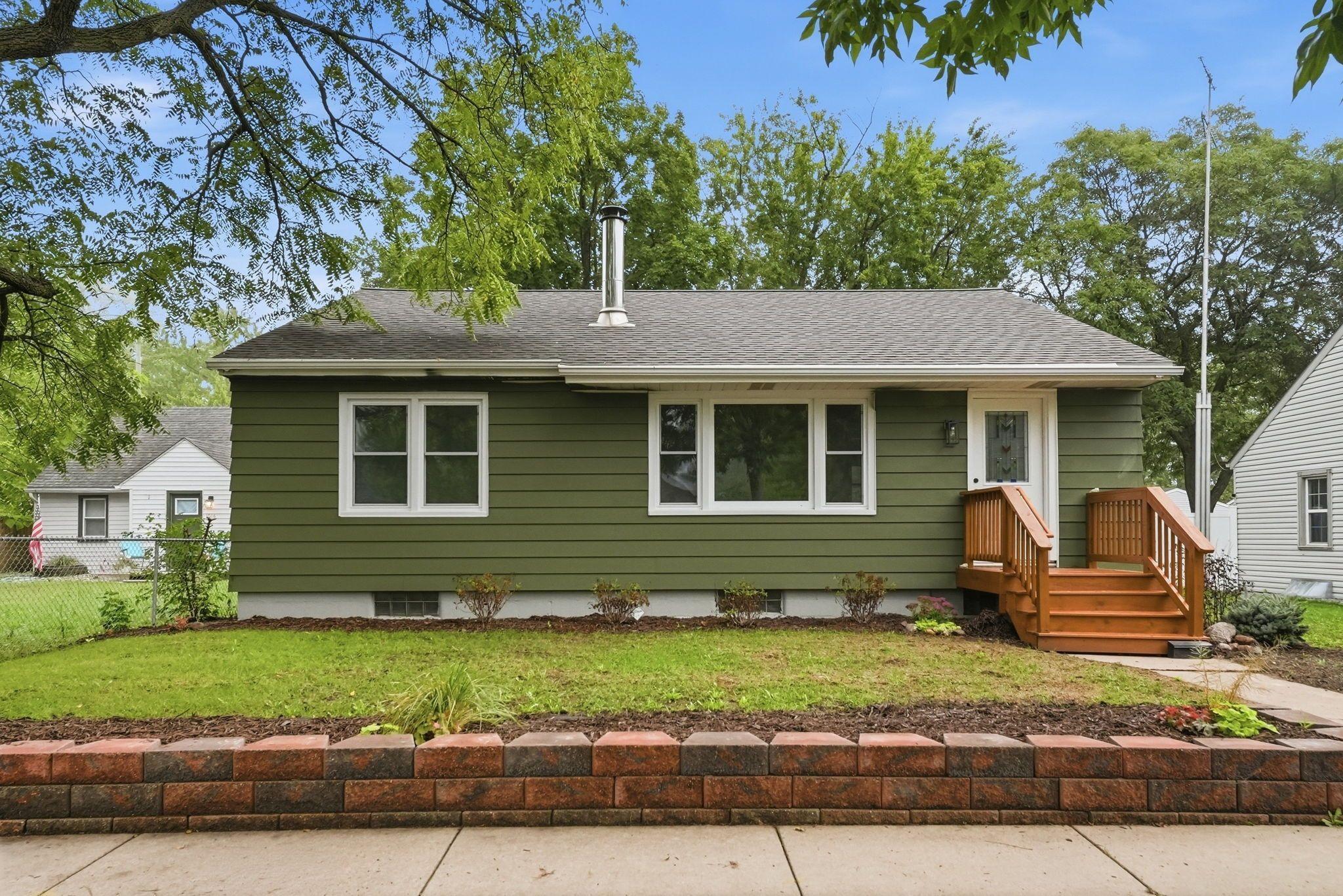 1020 15th Avenue S Property Photo 1