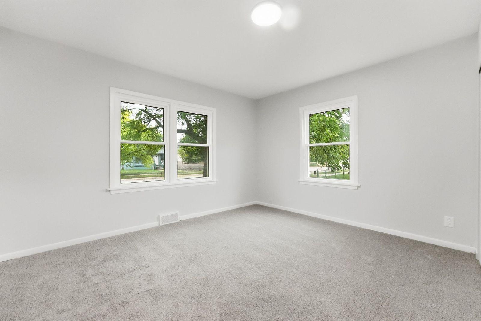 1020 15th Avenue S Property Photo 15