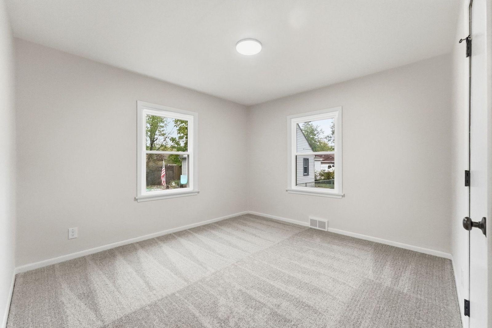 1020 15th Avenue S Property Photo 18