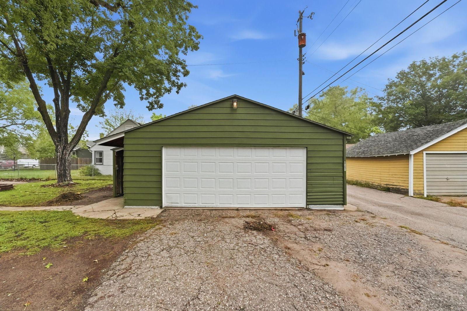 1020 15th Avenue S Property Photo 26