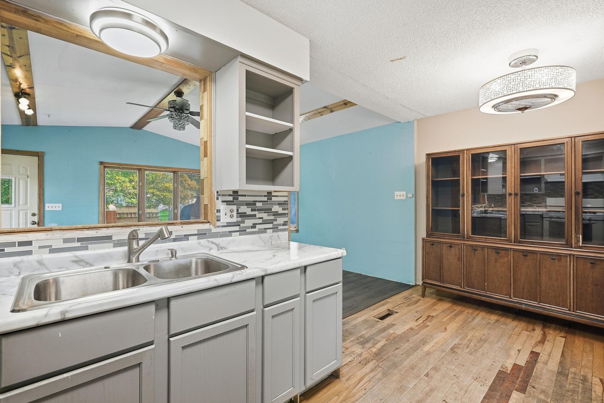 610 4th Street W Property Photo 10