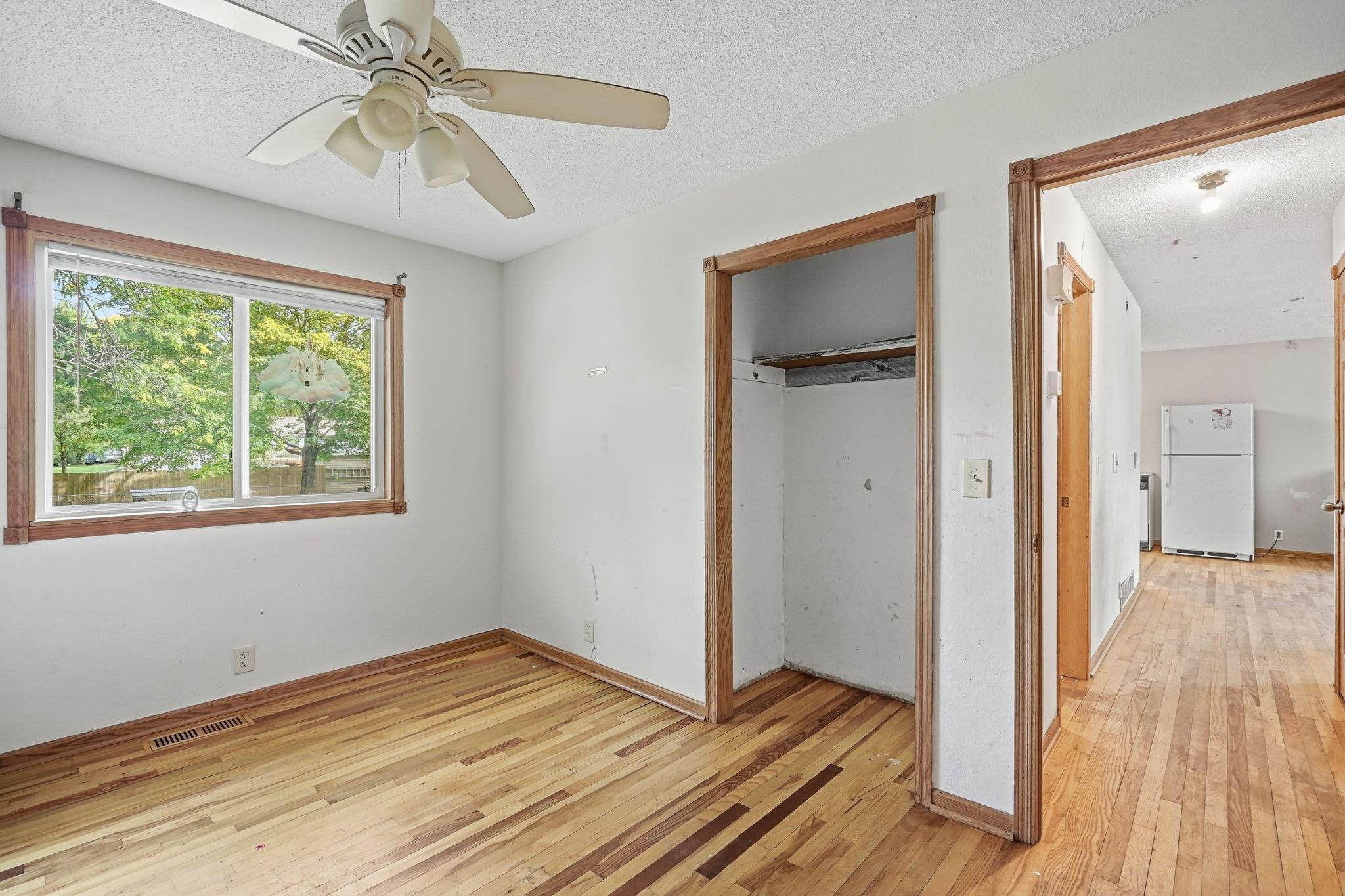 610 4th Street W Property Photo 12